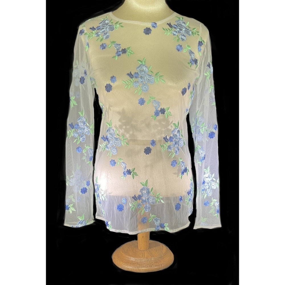 Ultra‎ Pink Mesh Blouse With Embroidered Florals Size Small.